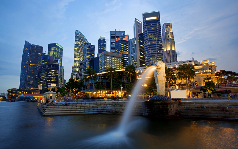 Singapore skyline featuring the Merlion and skyscrapers in the Central Business District